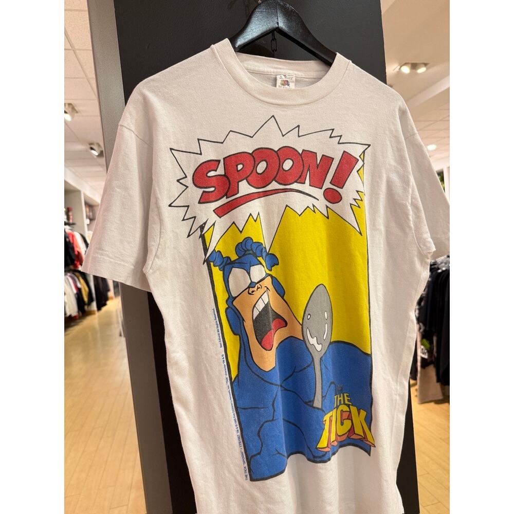 1995 The Tick Spoon! 90s Vintage Fox Superhero TV Show Tee Shirt DC Marvel